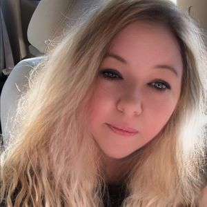 Meet your Posher, Sabrina